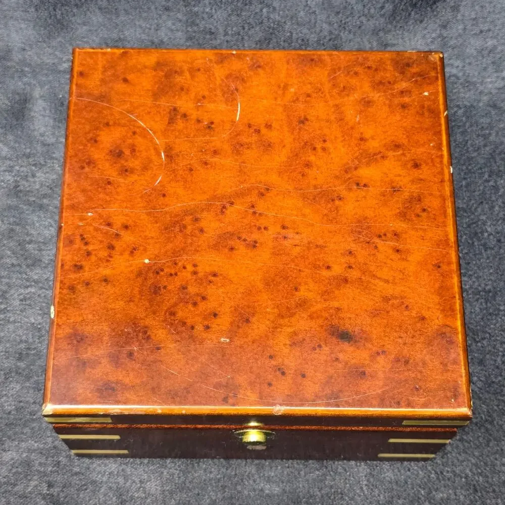 Montreux Quartz Clock In Dark Wooden Box CL137N2